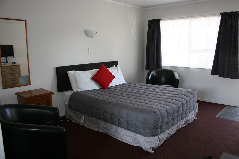 Burgundy Rose Motel Whangarei Zewnętrze zdjęcie