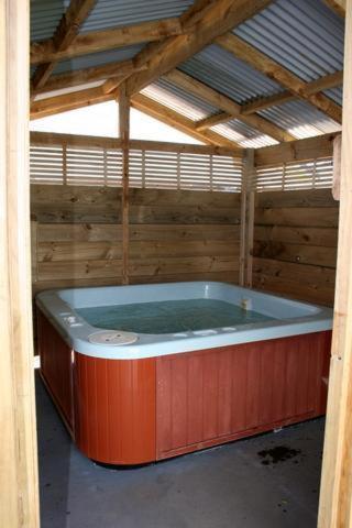 Burgundy Rose Motel Whangarei Zewnętrze zdjęcie